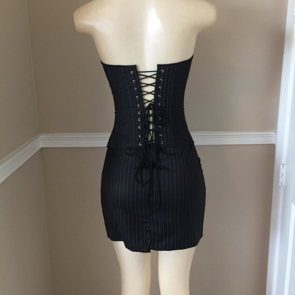  LIKE NEW Pinstripe Corset and Skirt - Picture 5 of 8